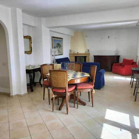 Villa Enrica فيلة باشيكو